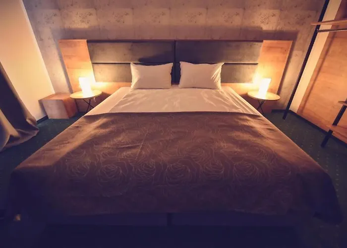 Joy Rosa Värdshus *